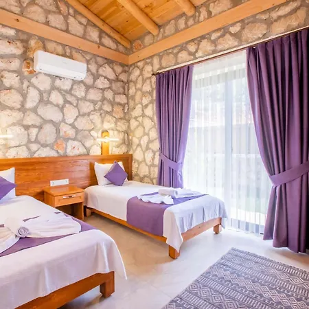 Miros 1 Villa Kas